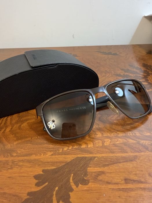 Очки PRADA продам