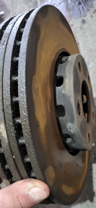 Тормозные диски на пассат б5 1.8т