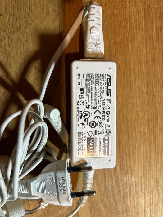 Incarcator laptop ASUS 19V- 45W, 65W, 90W.