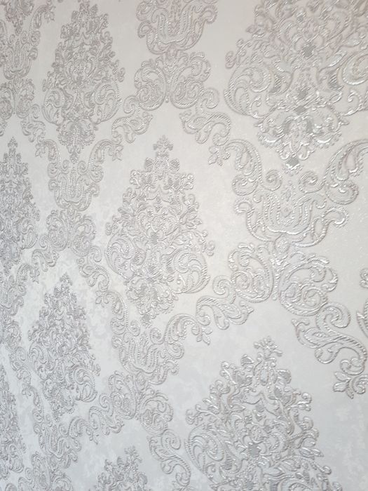 Обои тисненые. 1 рулон .