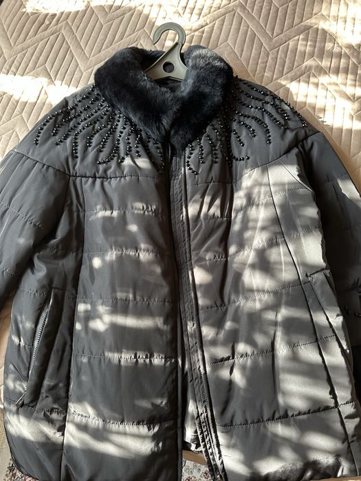 Продам куртку весна осень