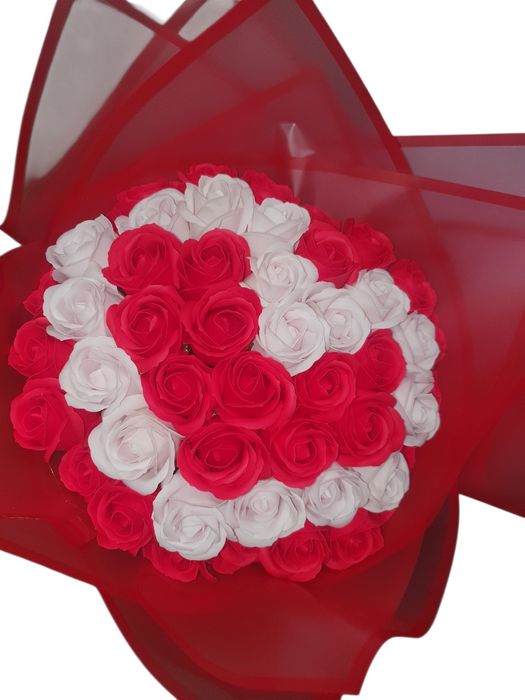 Buchet 51 trandafiri de sapun