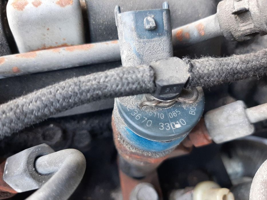 injector toyota yaris p2 1.4 d-4d 1nd-p52 1nd-tv  0445110085