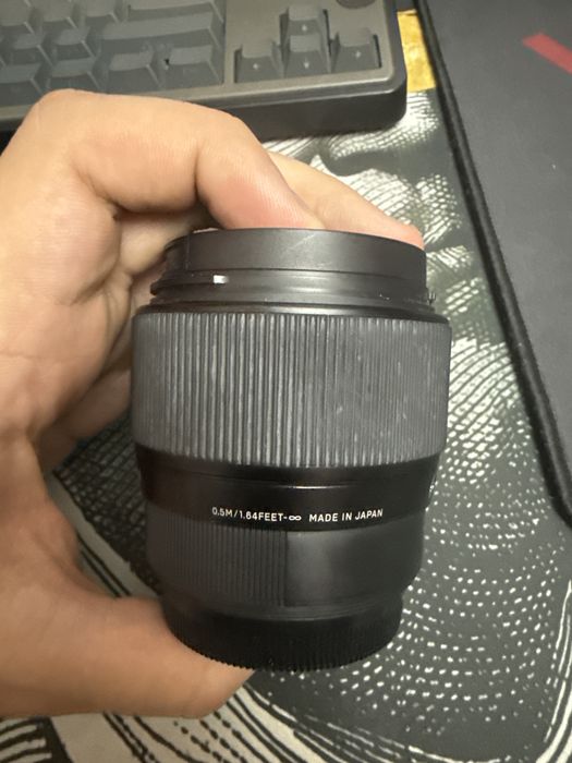 Объектив Sigma 56mm
