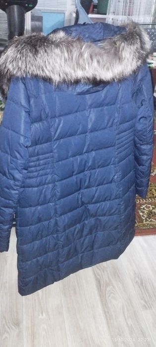 Продаю зимний пуховик