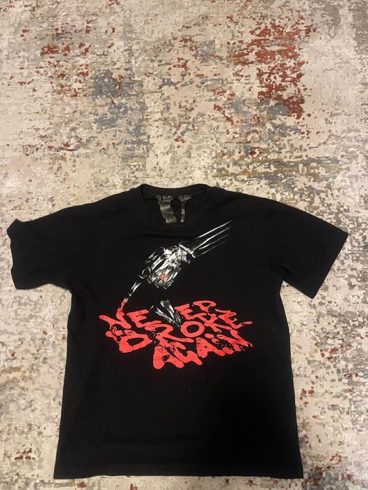Vand tricou V-lone