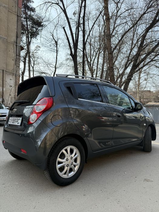 Продаётся Chevrolet Spark AT