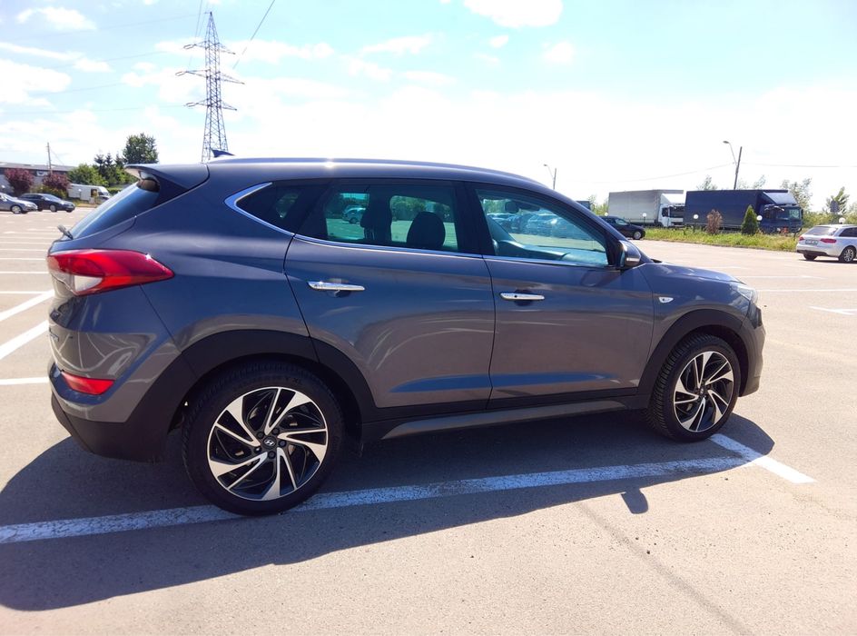 Hyundai tucson  1.7crdi 116 cp 170.000km