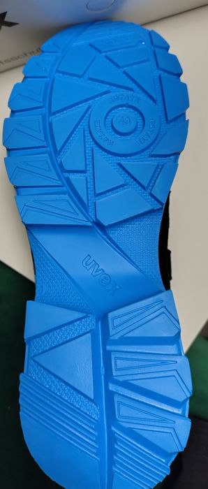 Pantofi de protectie Uvex 43