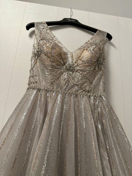 Официална /Бална/ дълга рокля, подходяща за специални поводи