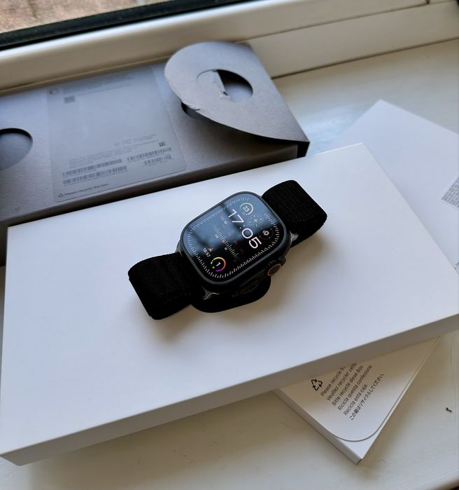Apple iWatch Ultra(2) Black Titanium 49mm 100%
