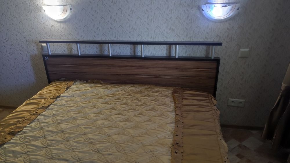 Кровать двухспальная