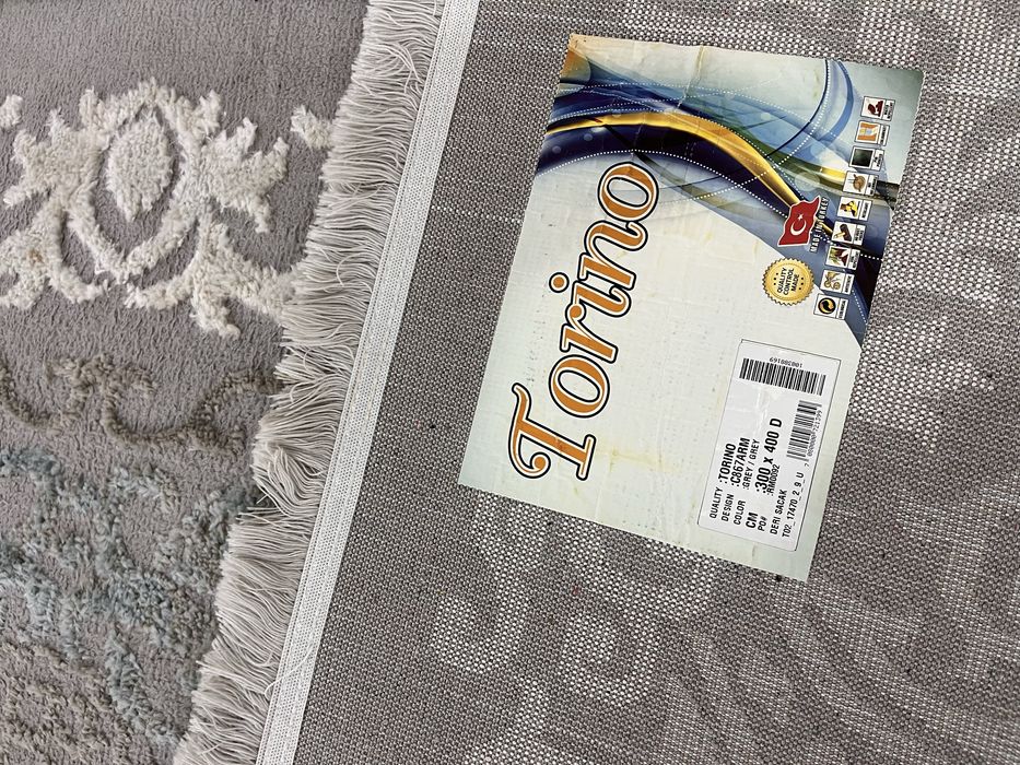 Кілем сатылады срочно 3х4