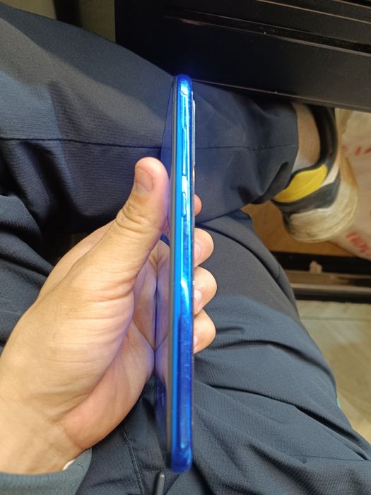 Продам редми ноут 8