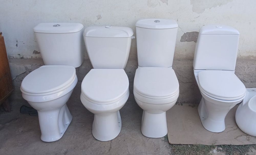 Унитаз сотилади.