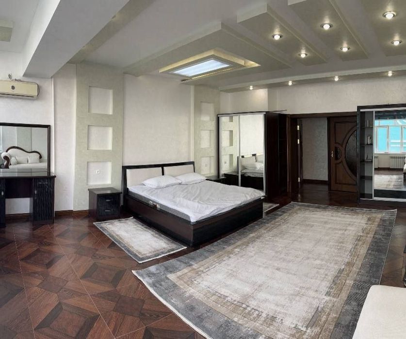 М Ойбек новостройка 2/4/9 кирпич орентир Шохмед центр