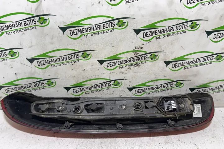 Lampa / Tripla stop dreapta pe hayon Opel Corsa 2001 1.2 MT (75 hp)