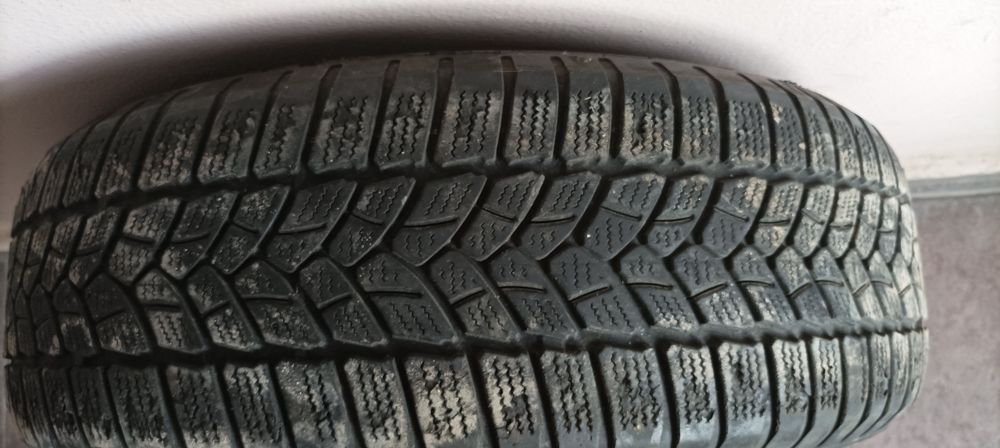 Зимна гума с джанта 195/65 R15