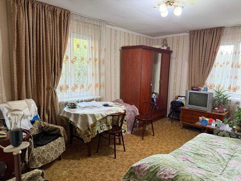 Продается 2/1/2 58 военный городок