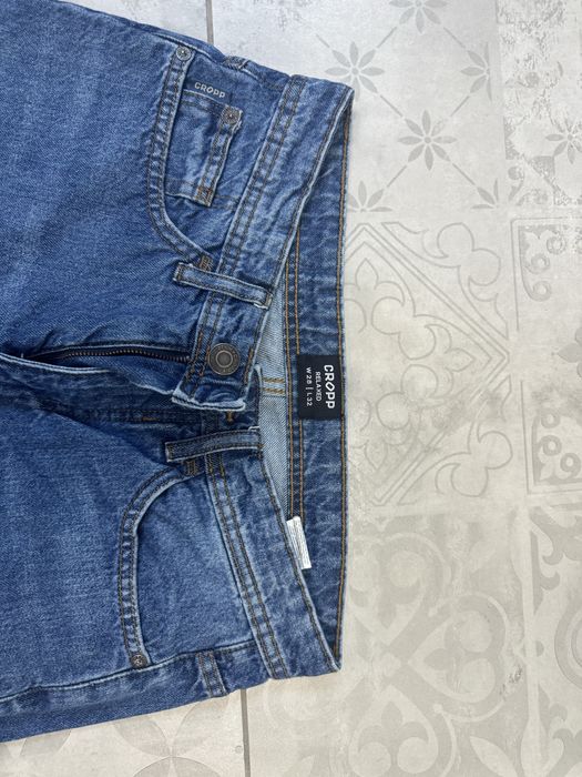 Мъжки дънки Cropp и Bershka