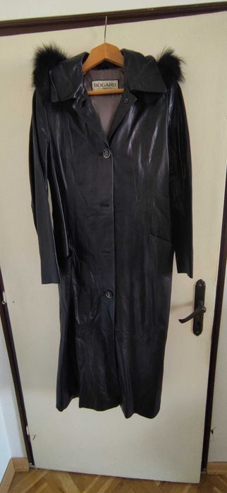 Стилно кожено палто