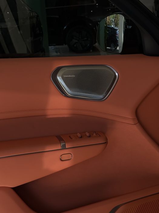 Link&Co 900 Full 1.5 lt Ultra  2026 oqga qora bor