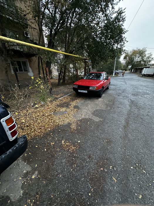 Продается Ауди 80 б4 1992 года