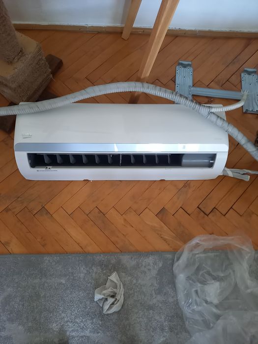 Vand clima Beko defecta pentru piese