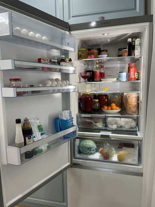 Продам холодильник Bosch