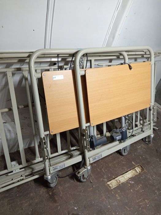 Висококачествено Електрическо Болнично Легло, Рехабилитационно Легло.