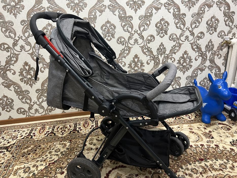 Продам коляску срочно