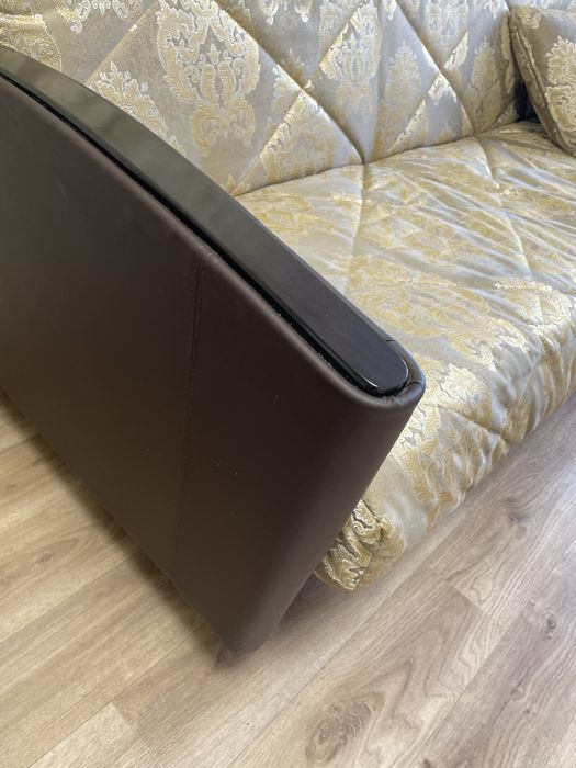 Продам диван с креслом