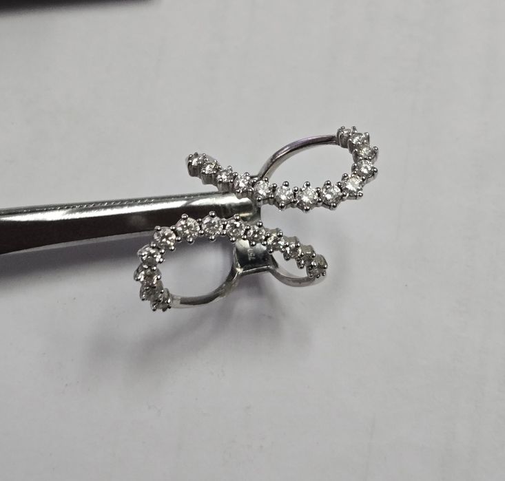 Златен пръстен с диаманти 1.27 CT/6.5  гр 18к