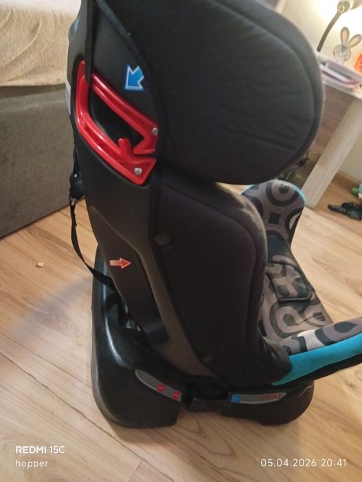 Детско столче за кола Chipolino Maxtro
