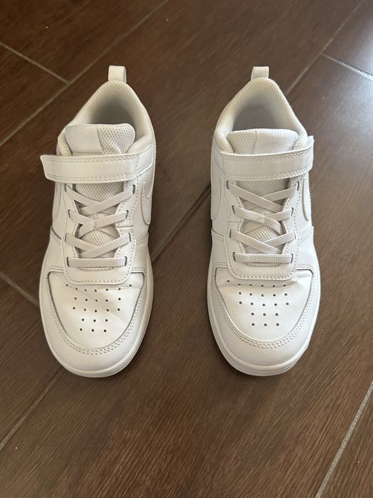 Adidași NIKE - mărimea 34