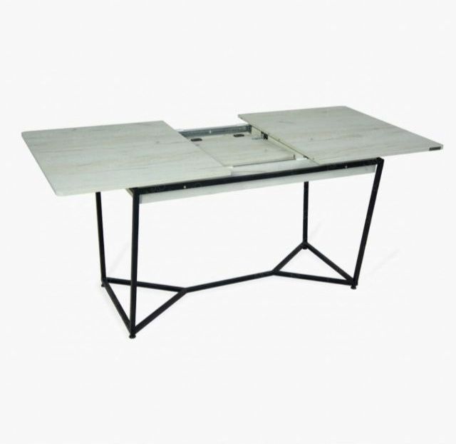 Продаю свой стол раздвижной