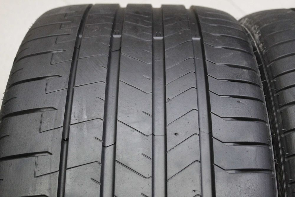 315/30-23 Pirelli P Zero