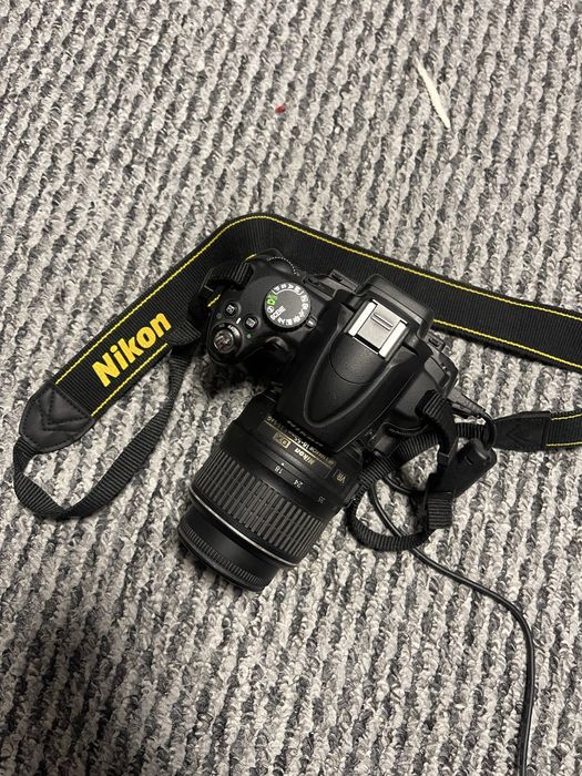 Nikon D5000 18-55mm Impecabil
