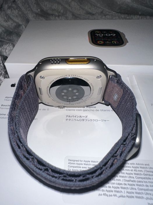 Apple Watch Ultra 2 49mm Natural Titanium | Alpine Loop Indigo L | Baterie 97% | Garantie eMag 2027 | Full Box