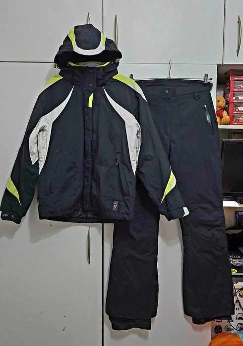 Дамски ски екип размер М