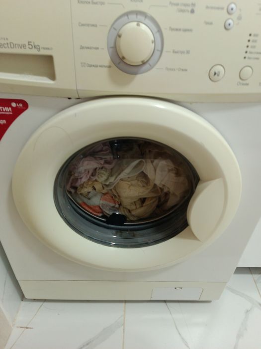 Продам сиральную машинку  LD 5 кг.