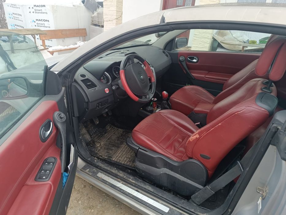 Parc AutoRenault Mégane Coupé-Cabriolet

Renault Mégane Coupé-Cabriole