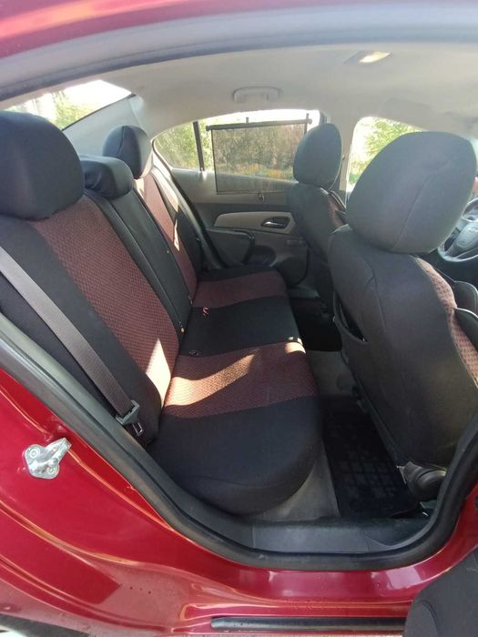 Vând Chevrolet Cruze