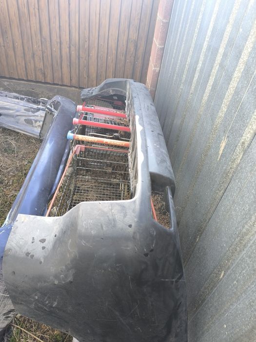 Продам задний бампер Прадо 150