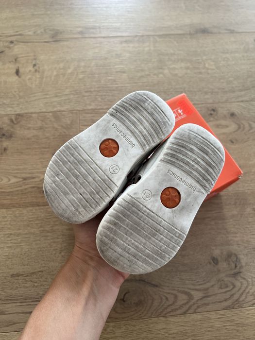 Обувки/Сандали Biomecanics, Clarks