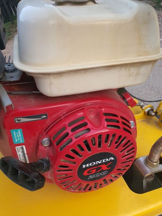 Betoniera tractabila Altrad 300l hibrida  benzina/electric vand/chirie
