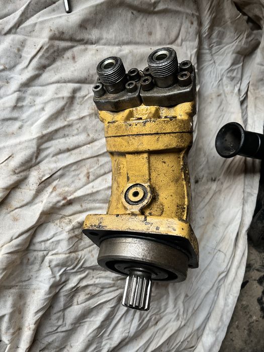 Hyunday 1400,Catapillerlarga tòğri keladgan kurug sotiladi holat ideal