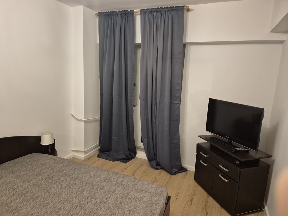 Inchiriez apartament ultracentral 2 camere proaspat renovat