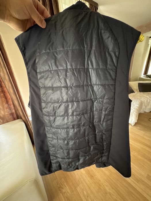 vesta under Armour originala