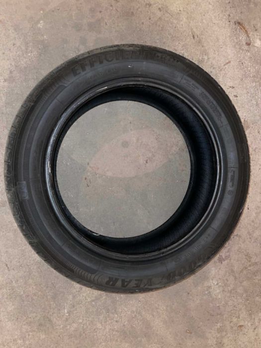 4 гуми GOODYEAR efficient grip 205-55 R17 91V DOT0226 на 100 км. свалени от нова Октавия (моя) 275 евро. Намират се в София